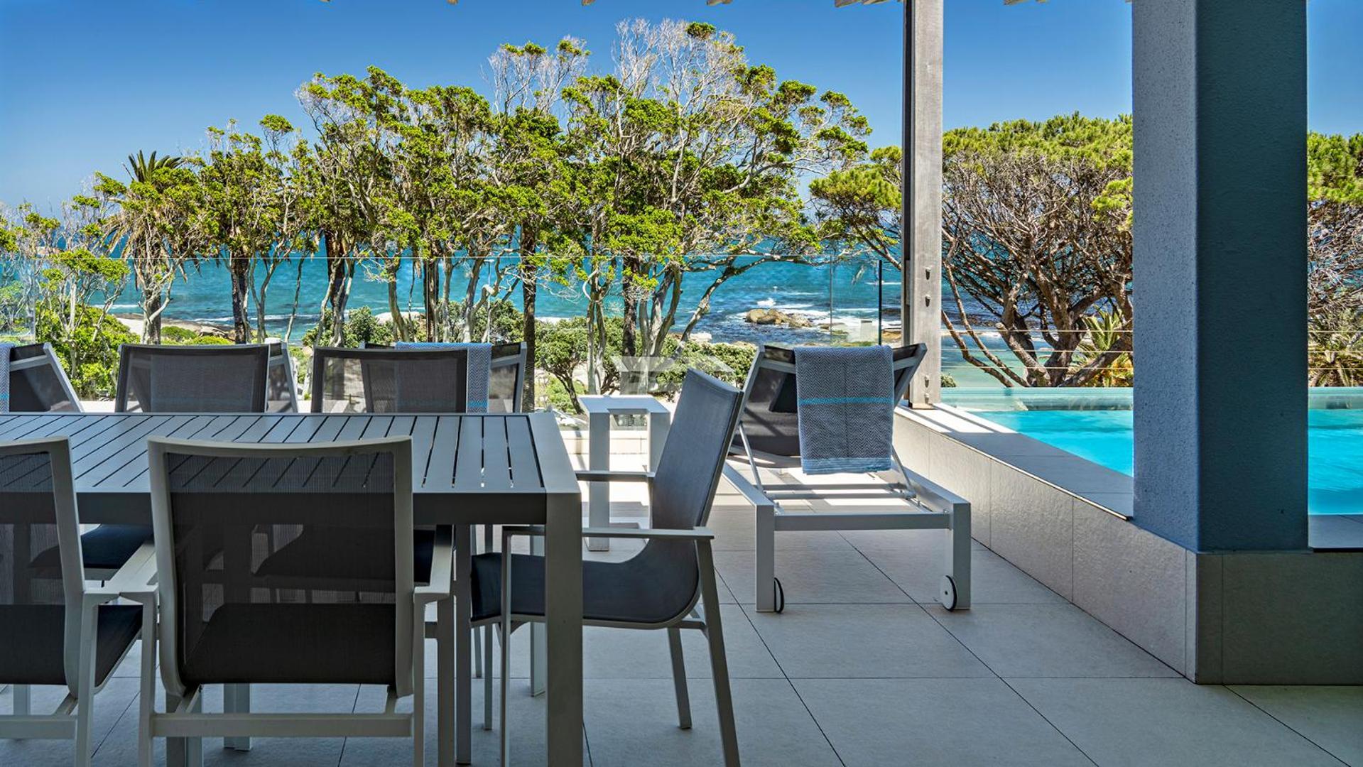 Blue Views Penthouse Beachfront Apartment With Pool Le Cap Extérieur photo