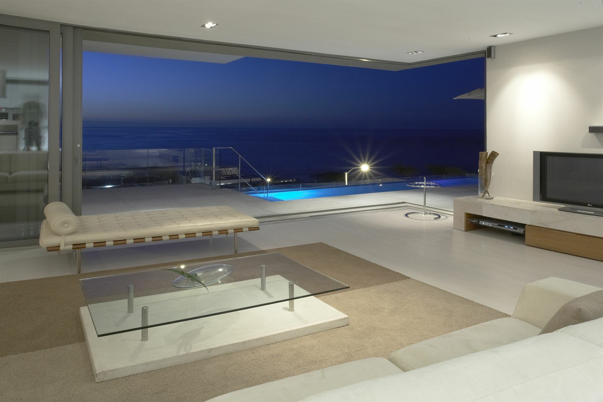 Blue Views Penthouse Beachfront Apartment With Pool Le Cap Extérieur photo