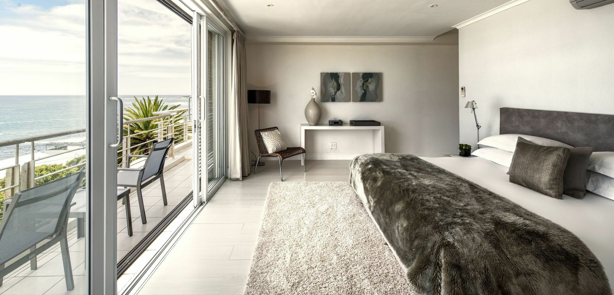 Blue Views Penthouse Beachfront Apartment With Pool Le Cap Extérieur photo