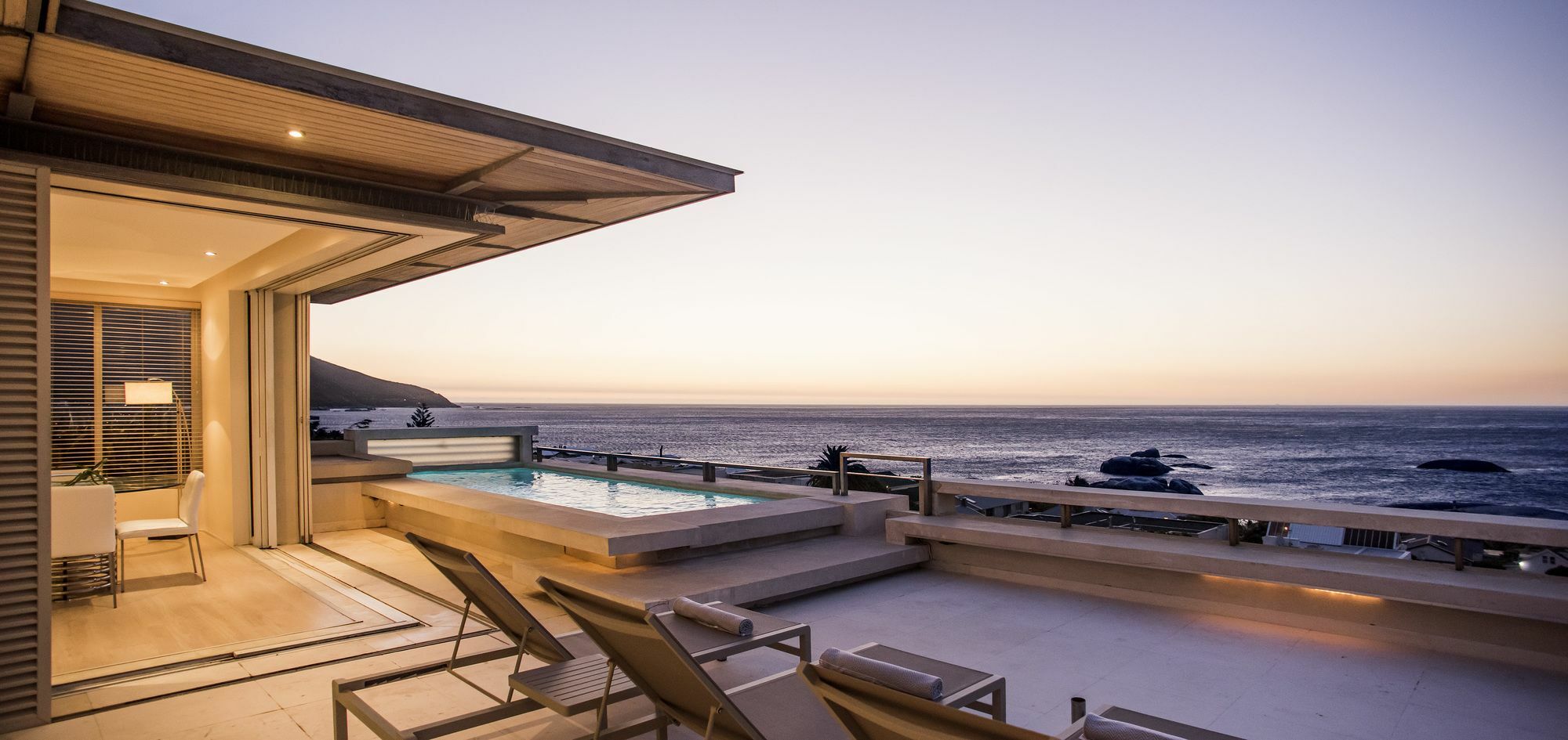 Blue Views Penthouse Beachfront Apartment With Pool Le Cap Extérieur photo